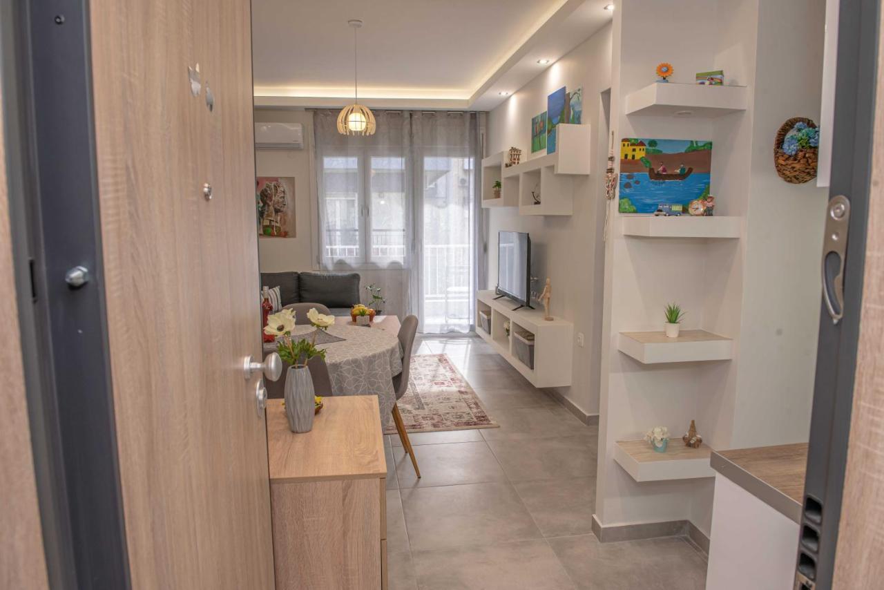 Aitolou Apartment Near The Sea Thessaloniki Exterior photo