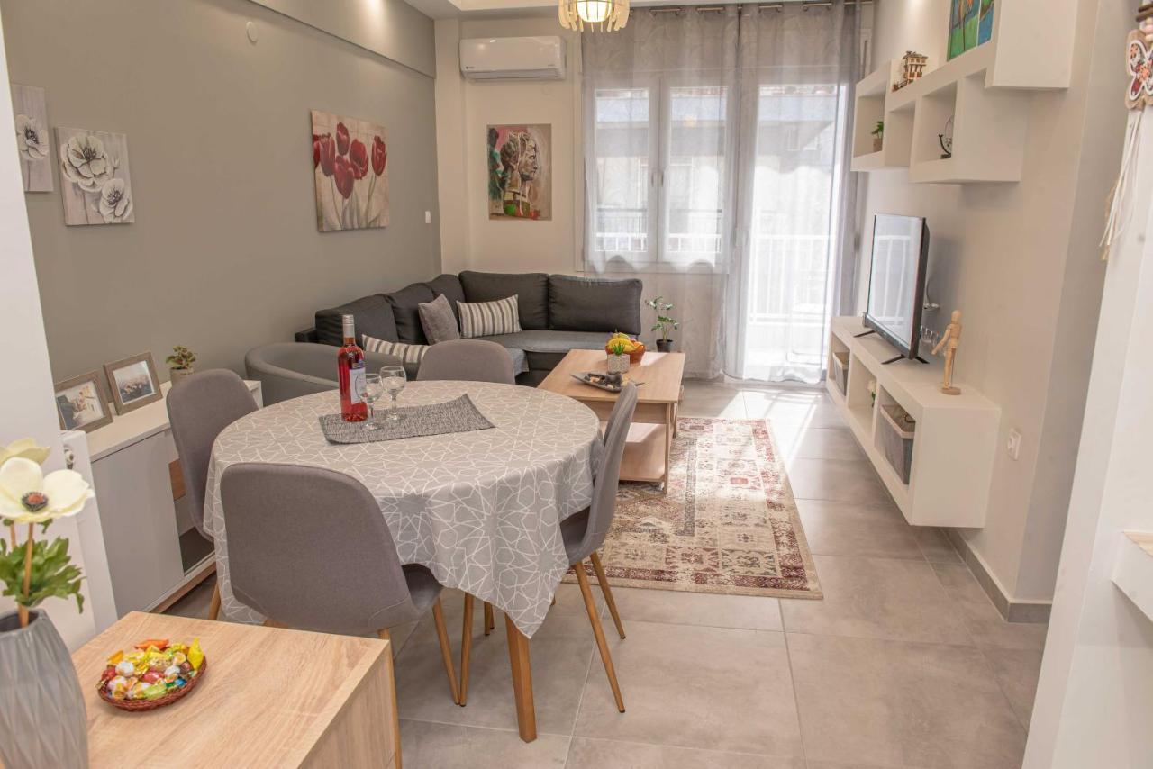 Aitolou Apartment Near The Sea Thessaloniki Exterior photo